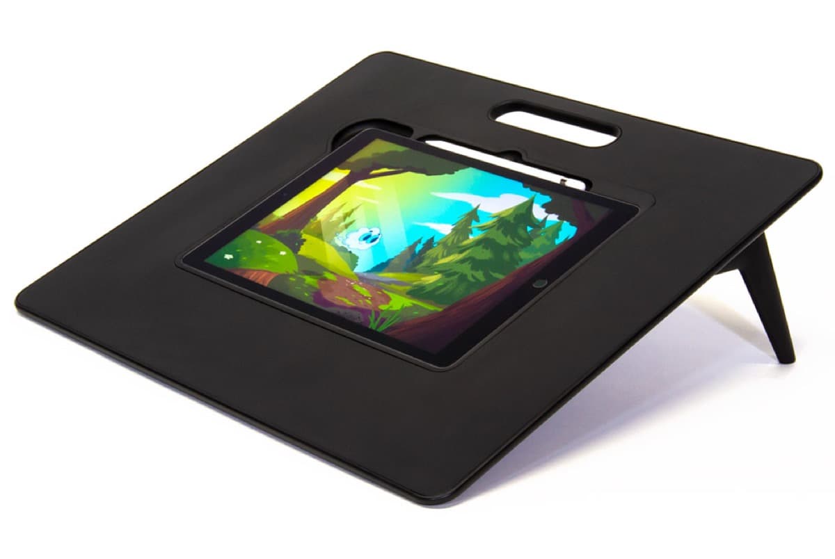 Sketchboard Pro stand product photo